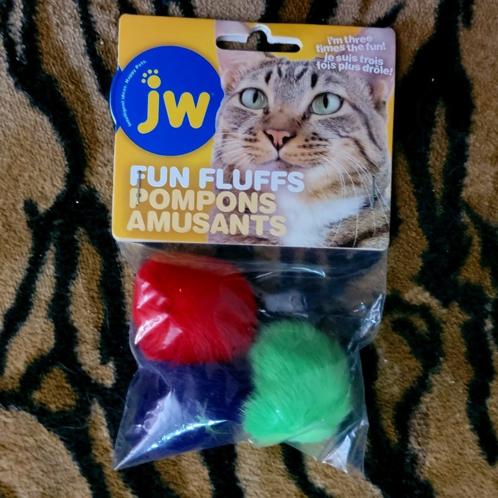 JW Cat Toy Fur Balls x3 New!